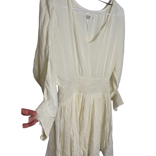 ✨🤍 Volcom Ivory Boho Smocked Waist Peasant Mini Dress Size‎ M 🤍✨ - Image 6