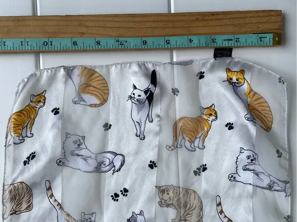 Unbranded Silky Cat Scarf White - Image 4