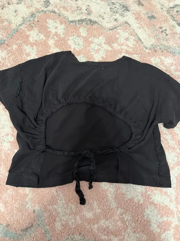 Urban Outfitters Crop Top Black - Image 3
