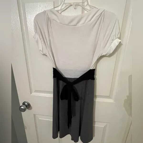 Speechless Dress Size Small - Image 5