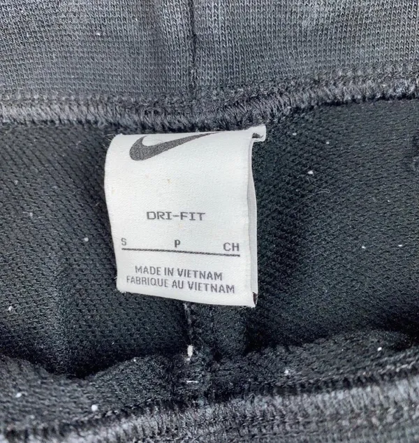 Nike sweatpants - Image 6