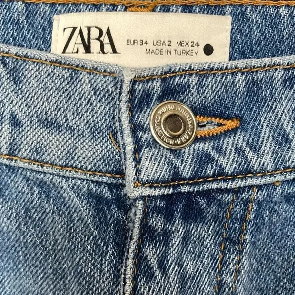 Zara The 90’s Full Length Medium Wash Distressed Raw Hem Jeans Sz 2/26 #765 - Image 6