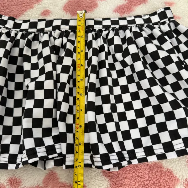 🔥🏁 BRAND NEW Race Day Baddie 5-Piece Set – Checkered & Neon Yellow Medium 🏁🔥 - Image 13