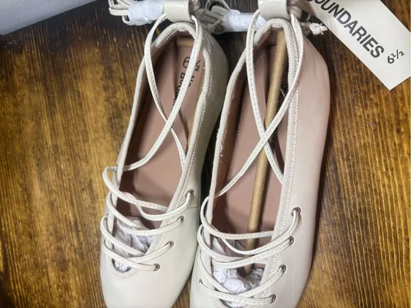 No Boundaries Beige Corset Ballet Flats Size 6.5 - Image 4