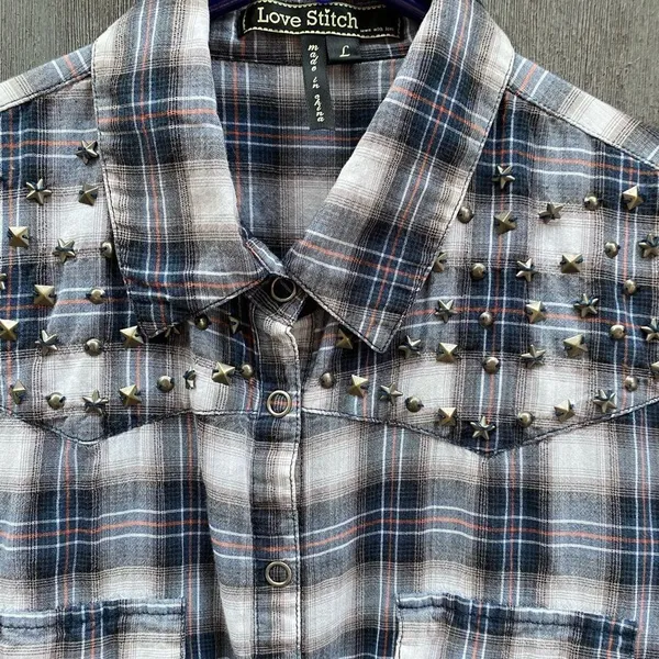 Love Stitch Plaid Western Shirt With Studs - Image 2