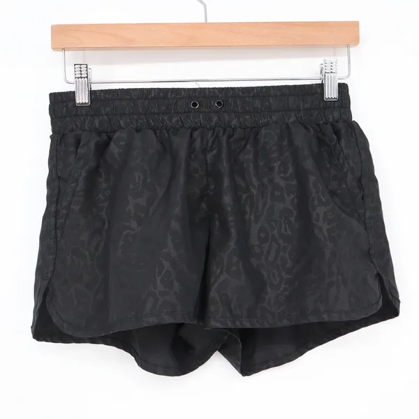 Zyia Active Shorts Womens M Leopard Print Black Athletic Running Excellent - Image 2