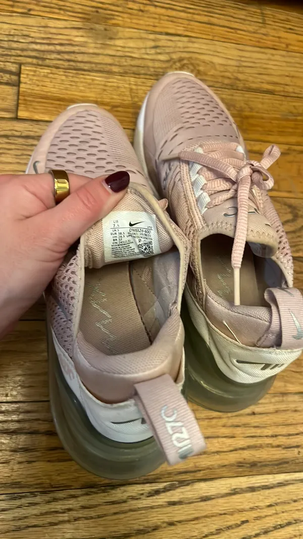 Nike Air Max Women’s Sneakers - Image 3