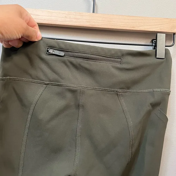 Lululemon Pace Rival‎ Crop *Full-On Luxtreme 22" Dark Olive size 4 - Image 4