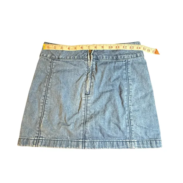 Free People Light Wash Denim Mini Skirt‎ Blue Cotton Back Zip Size 6 OB486618 - Image 2