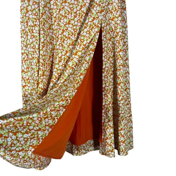 NWT Lulus Floral Print Midi Skirt Orange Green Boho Side Slit Size L - Image 3