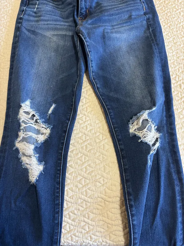 American Eagle Jeans - Image 2