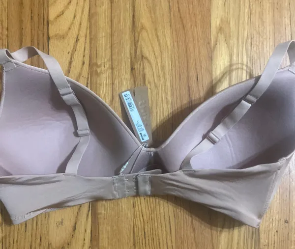 SKIMS Wireless Bra 38D - Image 3