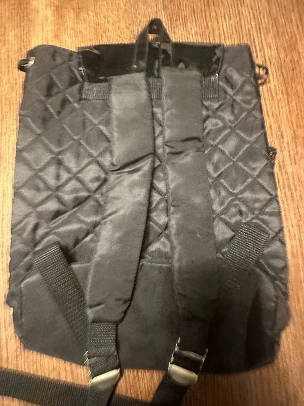 Yankee Candle Small Black Adjustable Quilted Backpack with Drawstring and Pocket - Image 4