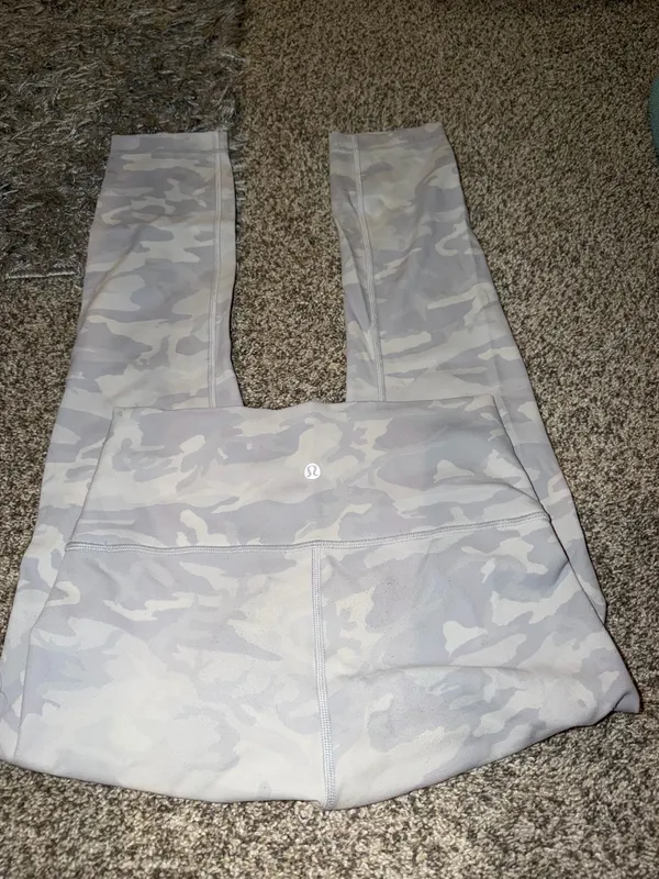 Lululemon Leggings - Image 3