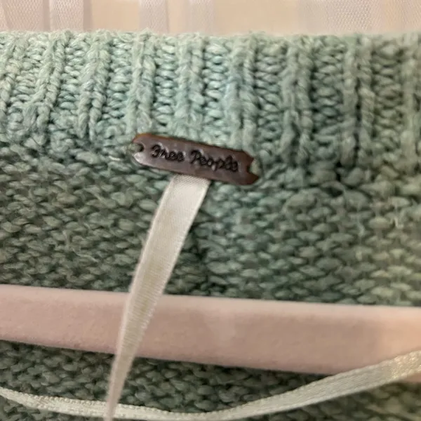 Free People Light Green Knit Sweater Over Sized - Image 4