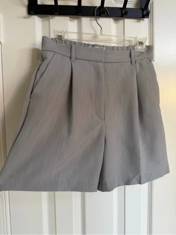 Abercrombie Ultra High Rise Tailored Pleated Shorts Gray NWT S - Image 2