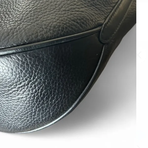 Michael Kors black Izzy Large Pebbled Leather Convertible Shoulder Bag Crossbody - Image 8