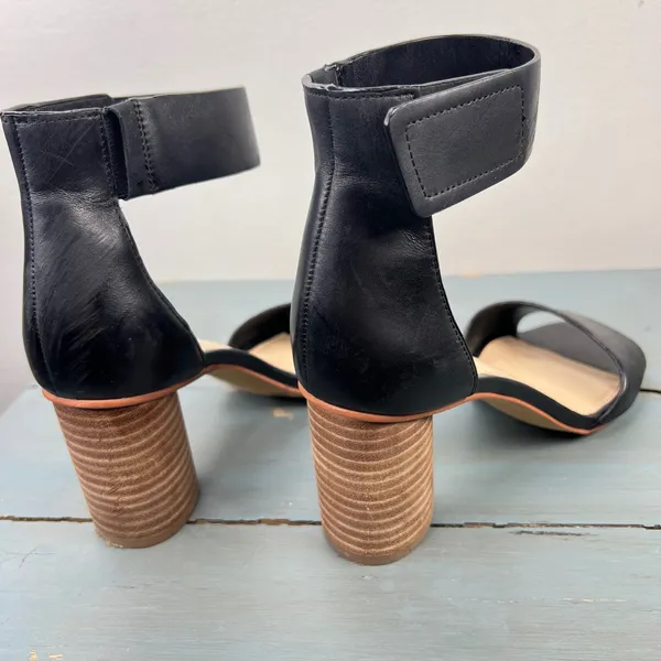 Vince Camuto Black Leather Ankle Strap Block Heel Sandals Womens 7.5 M - Image 7