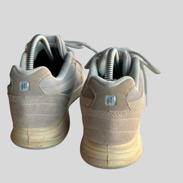 New Balance Women's Abzorb Sneakers WW877SB Size 9.5 Gray Suede/Mesh Athletic - Image 6
