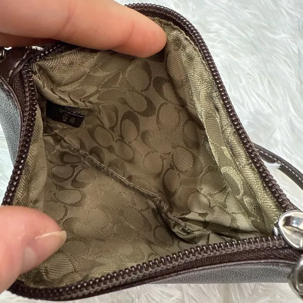 y2k COACH Vintage Leatherware Brown Leather Wristlet - Image 5