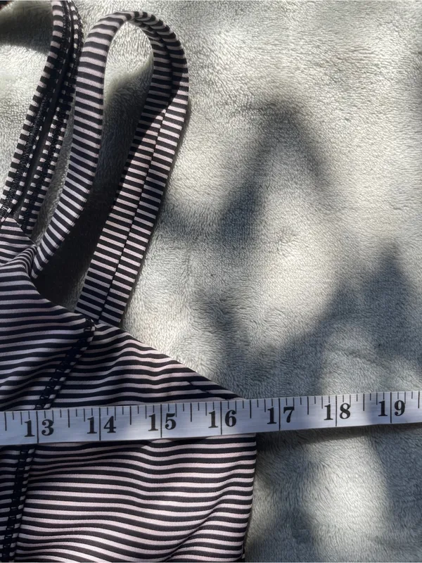 Lululemon Happy Strappy Tank Stripped yoga Pilates training activewear outdoor - Image 11
