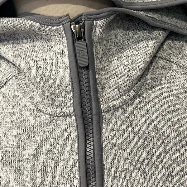 2. Lululemon fleece & thank you pull over sz 4 nwot - Image 6