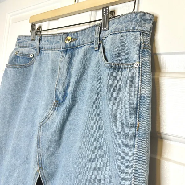 Edikted Light Wash Denim Maxi Skirt Front Slit Raw Hem Size‎ XL - Image 2