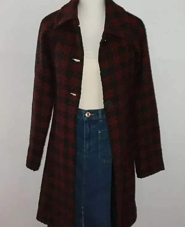 Mac & Jac | Black and Red coat Size 2 - Image 2