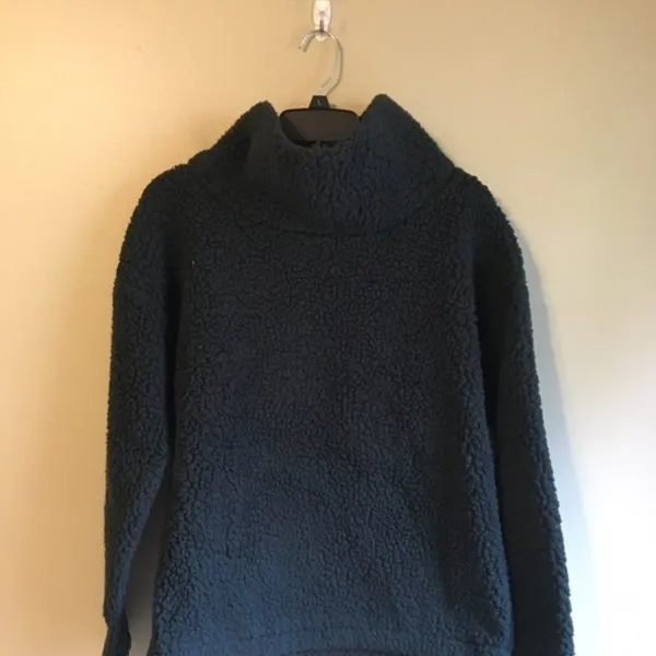 A new‎ day medium sweater - Image 4