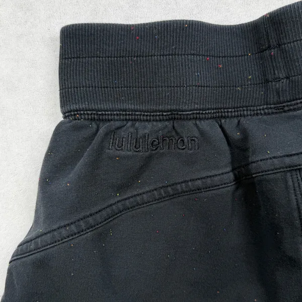 Lululemon LA Sweat Short Women’s Size 2 Black Rainbow Speckle High Rise - Image 3