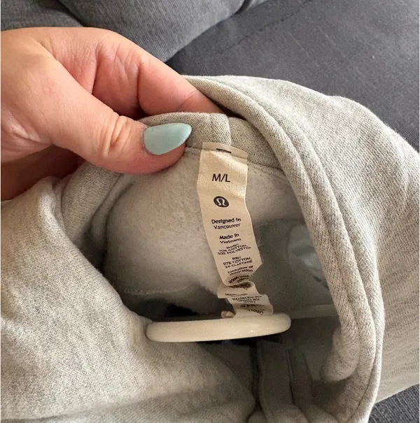 Lululemon Half-Zip Scuba Hoodie M/L - Image 2