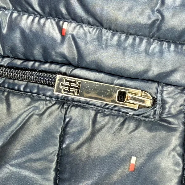 Tommy Hilfiger Puffer Vest Navy Blue Mini Flag Print Packable Lightweight XL‎ - Image 4
