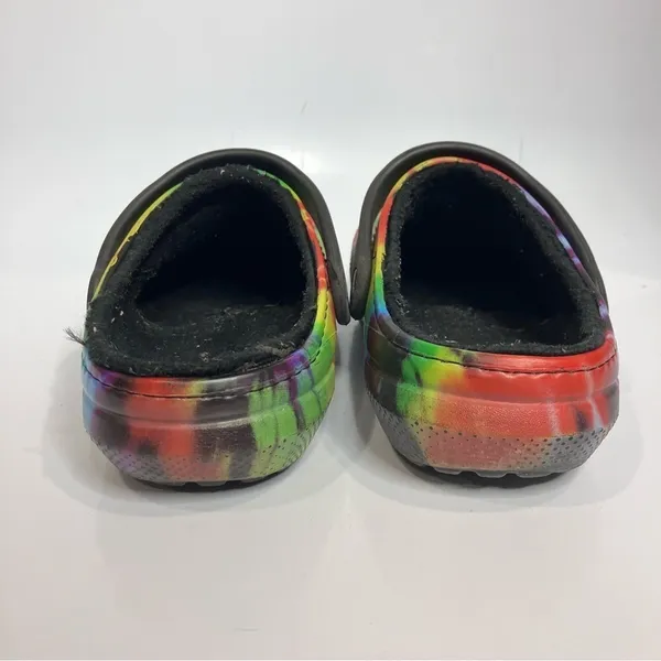 Crocs rainbow tie dye faux fur lined unisex‎ sizing - Image 5