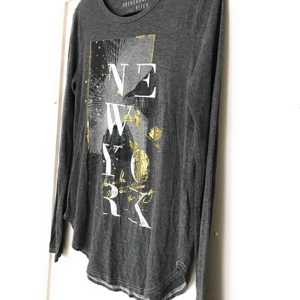 Abercrombie & Fitch New York T-Shirt Long‎ Sleeve - Image 4