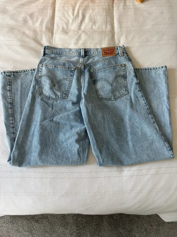 Levi’s Baggy Wide Leg Jean - Image 3