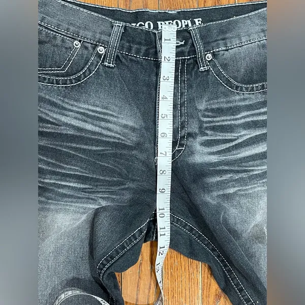 Classic Black Straight Leg Jeans for Women - Image 6