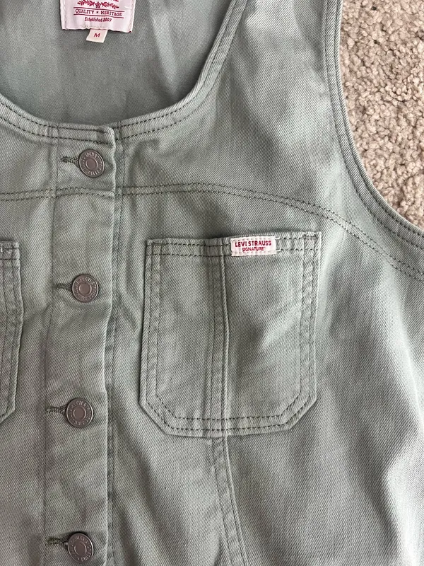 Levi Vest  - Image 3