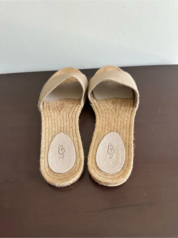 UGG Cherry Exotic Embossed Beige Leather Jute Espadrille Slides Sandals Size 9 - Image 3