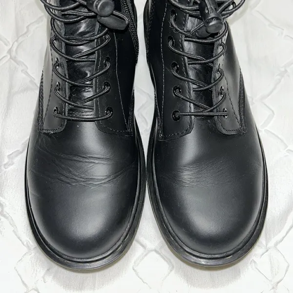 Dr Martens Black Lace Up Combat Boots(Size 5) - Image 2