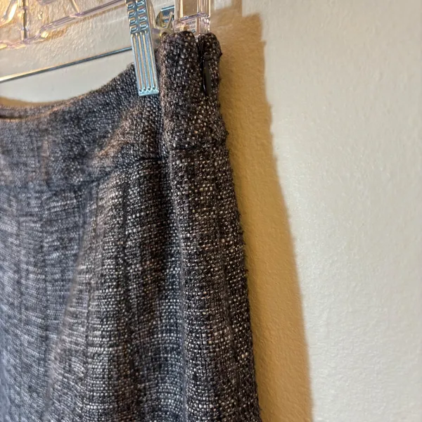 Ann Taylor Black White Tweed Flared A-Line‎ Skirt Size 6 Side Zip Lined Career - Image 3