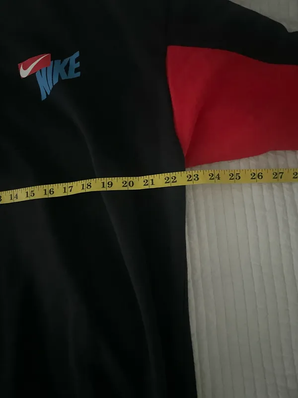 Men’s Nike Crewneck Sweatshirt (M) - Image 11