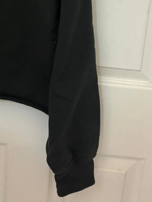 OFFLINE by Aerie Running Late Crewneck Cropped Sweatshirt in Black - Image 6