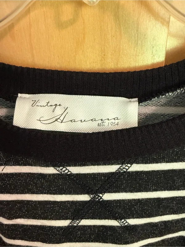 Vintage Havana cropped striped crewneck - Image 2