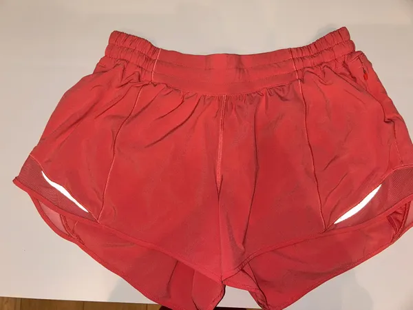 Lululemon Hotty Hot Shorts 4” - Image 2
