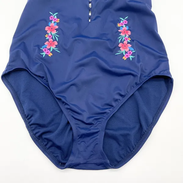 Time and Tru Womens Swimsuit Size XLarge One Piece Embroidered Floral Beach Boho - Image 6