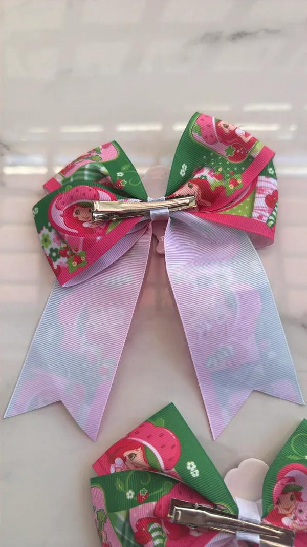 Adorable set of 2 Strawberry Shortcake-inspired hair bows - Image 2