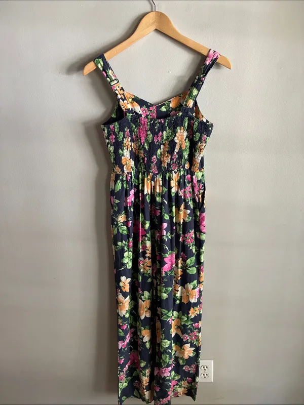 Old Navy Floral Linen Blend Jumpsuit Small Navy Wide Leg Smocked Back - Image 9