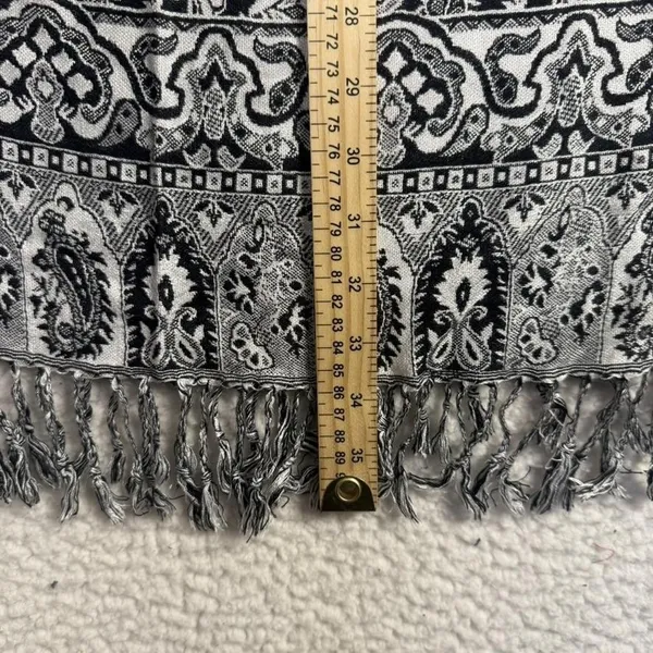 Gift‎ From Jerusalem Scarf Womens One Size Black White Paisley Cashmere Fringe - Image 8
