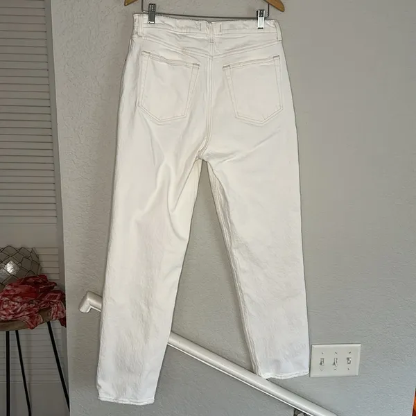 Abercrombie & Fitch The 90s Straight Ultra High Rise Jeans Size 32 White Cream - Image 9
