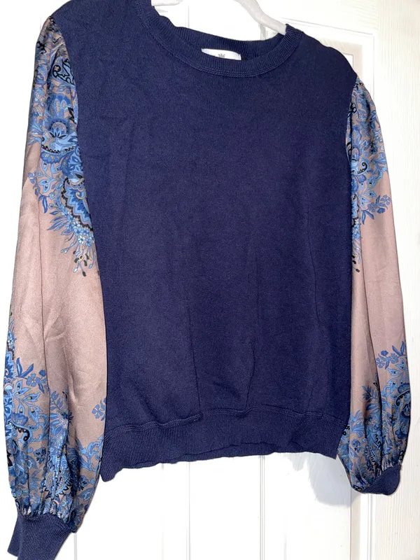 Boutique Blue Sweater - Image 2